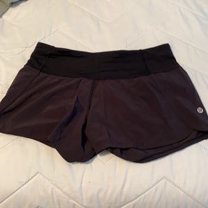 Lululemon Speed Up shorts